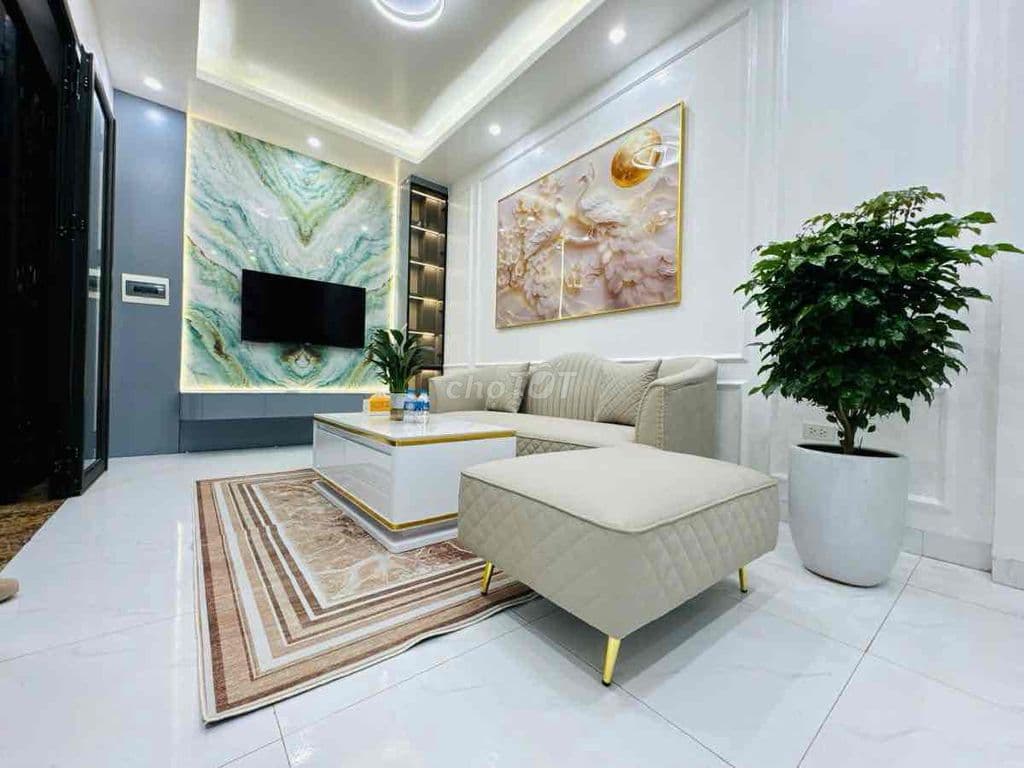 Quá hiếm, phố Chùa Láng, nhà mới đẹp, ở ngay, 41mx5T, ngõ thông, 3gác - Ảnh 2