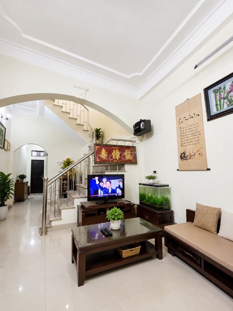 Gấp! Tây Sơn, ngõ nông, 10m ô tô,thông, kinh doanh, 40m2, chốt là ở!