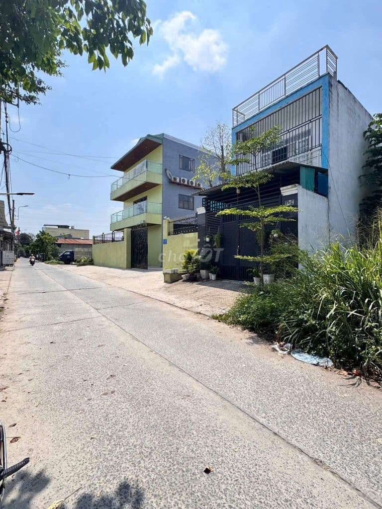 Bán đất mặt tiền, gần Nguyễn Ảnh Thủ, rộng 6m.Nhỉnh 5 tỷ