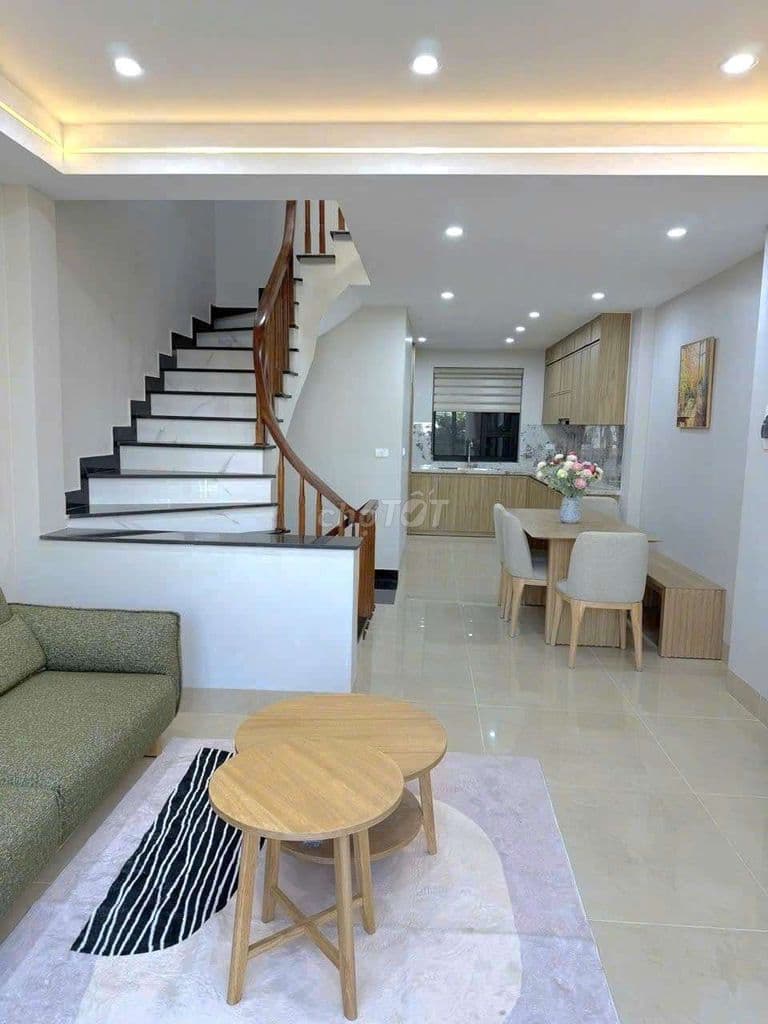 BÁN NHÀ 4 TẦNG DÂN XÂY VIỆT HƯNG, LONG BIÊN 70M² NGÕ THÔNG 4 PHÒNG NGỦ - Ảnh 3