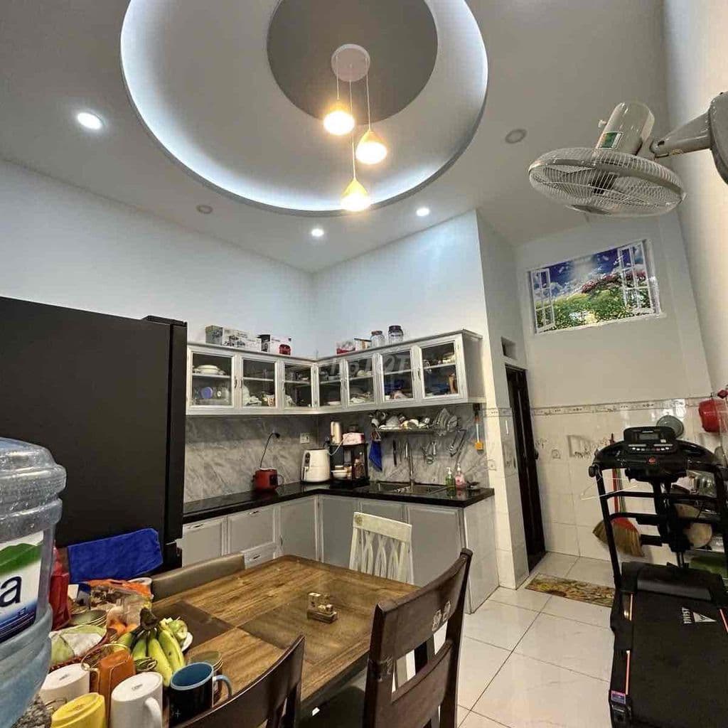 NGỘP BANK - HẺM XE HƠI Quang Trung-P11- 4 TẦNG/4PN-60M2- SÁT EMART- NH