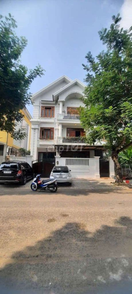 Bán Biệt Thự MT Đường Số 8 P.Tân Hưng Quận 7, Dt 12x20m Giá 47 tỷ - Ảnh 3
