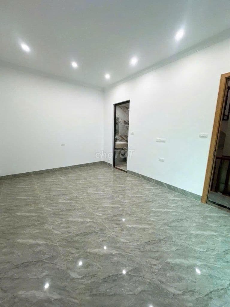 NHÀ THANG MÁY - THANH XUÂN - 40M RA LÊ TRỌNG TẤN - OTO SÁT NHÀ -Ở NGAY - Ảnh 2