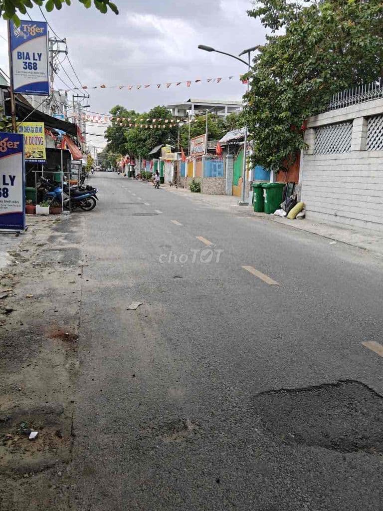 Bán nhả C4, MT ĐHT 10, sát KDC An Sương, NVQ, Q12.. 4X26.6m - Ảnh 2