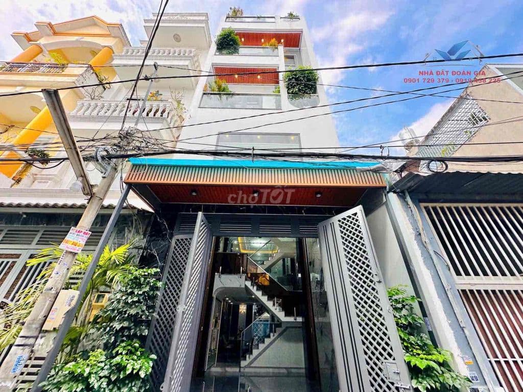 Nhà phố 4m x 15m 4.5 tầng vị trí đẹp sau nha mặt tiền đường Lâm Thị Hố