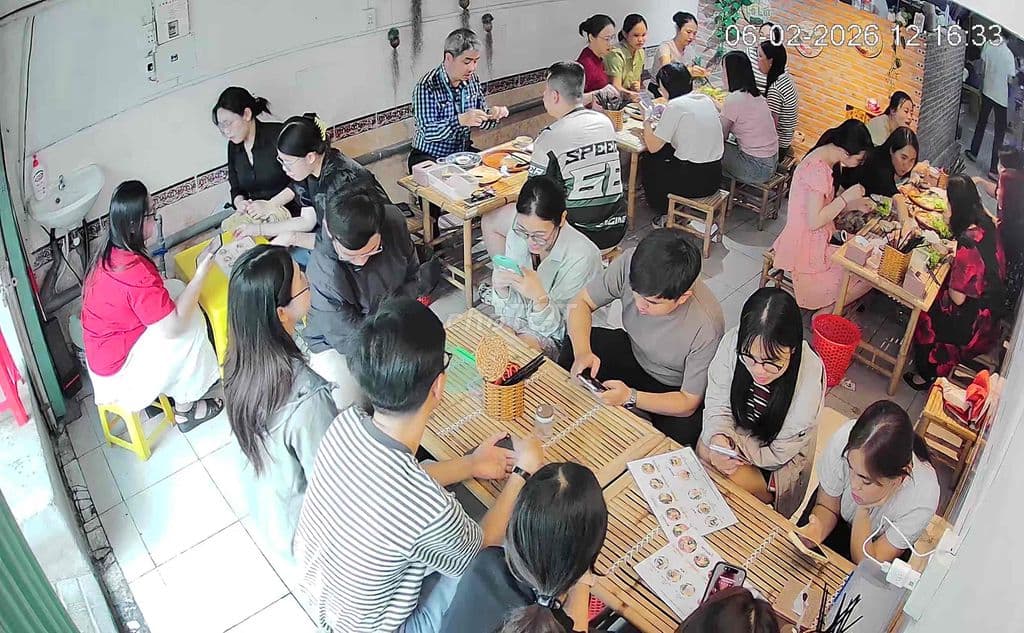 CẦN SANG NHƯỢNG LẠI QUÁN ĂN CÓ CHỖ Ở LẠI GẦN TRƯỜNG ĐẠI HỌC, VĂN PHÒNG
