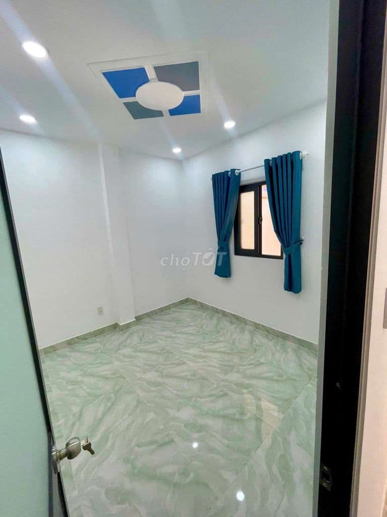 Nhà cần bán gấp - Ảnh 2