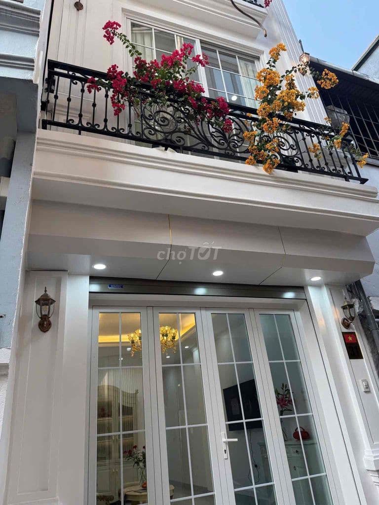 Trung Phụng 42m*6T thang máy, ô tô đỗ, ngõ thông, nhà mới, full đồ