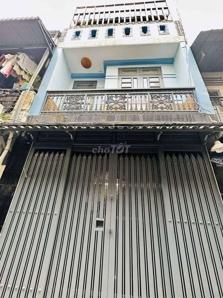 nhà Đường số 4 p16, 4 x8, Đúc 2 tấm