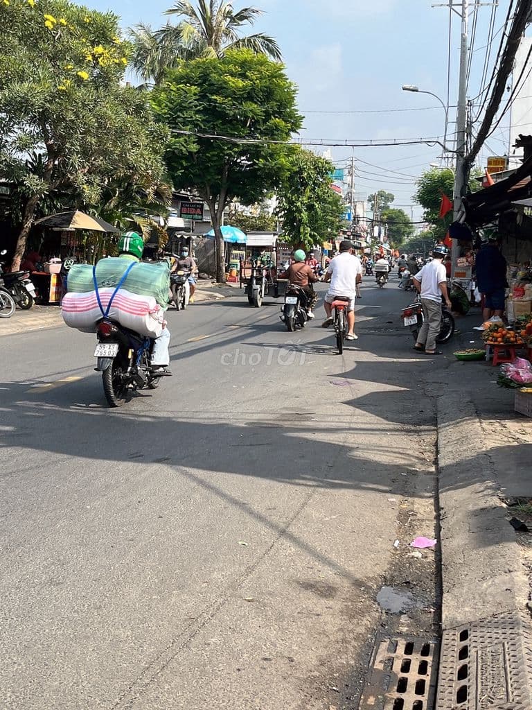 Bán nhà gần chợ Nguyễn Văn Quá, 120m2, hẻm xe hơi, 4.3 tỷ - Ảnh 3