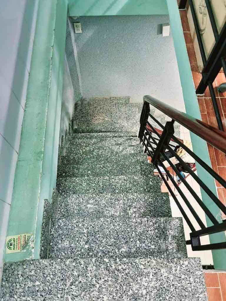 Bán nhà Trung Tâm Quận 10, đường Nguyễn Tri Phương , DT 3,5x12m, 5,2ty - Ảnh 3