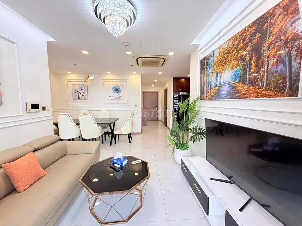 Giảm 300tr, cần bán gấp căn hộ 2pn - DT 80m ở đường Phạm Văn Đồng