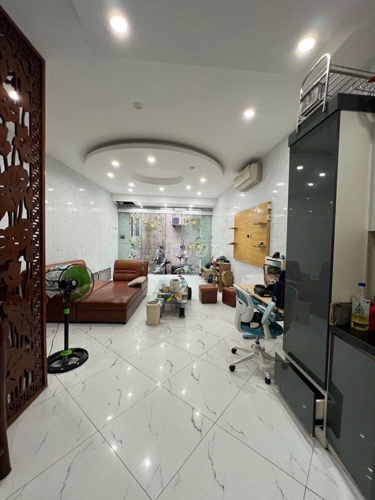 bán nhà 2pn Vĩnh Hưng mặt ngõ ô tô giá nhỉnh 4 tỷ - Ảnh 2