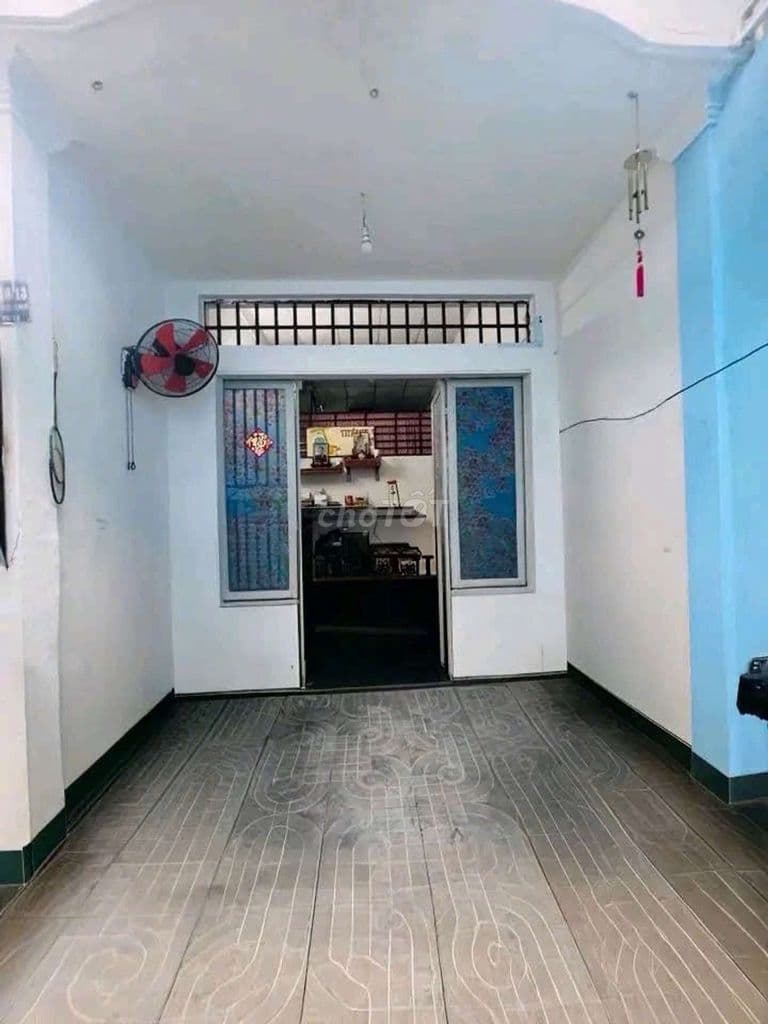 Chỉ hơn 3 tỉ, nhà shr, Nhà góc 2MT hiếm, gần chợ Phú Xuân, - Ảnh 3