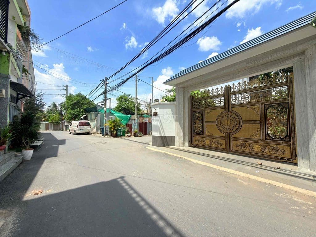 Bán Đất DT: 700m (thổ cư 128m) Mặt Tiền đường 102, Tăng Nhơn Phú A, Q9 - Ảnh 2