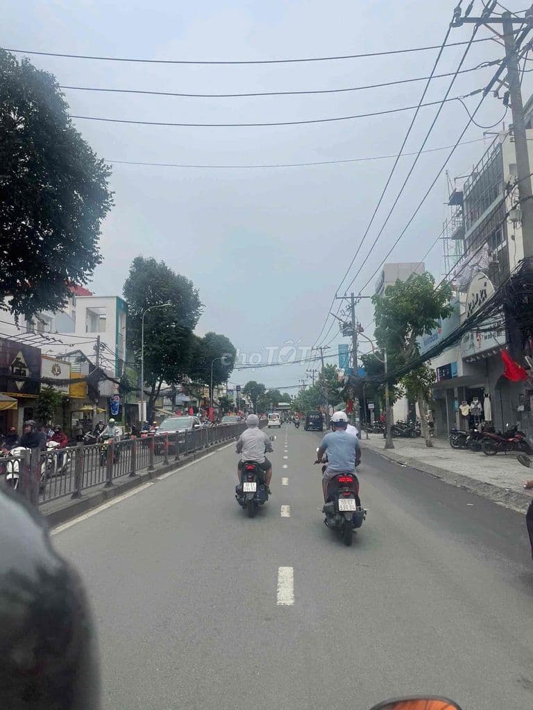 212m2(11x20)180triệu/tháng dòng tiền CĂN GÓC 6 tầng-24 phòng Hẻm ô tô - Ảnh 3