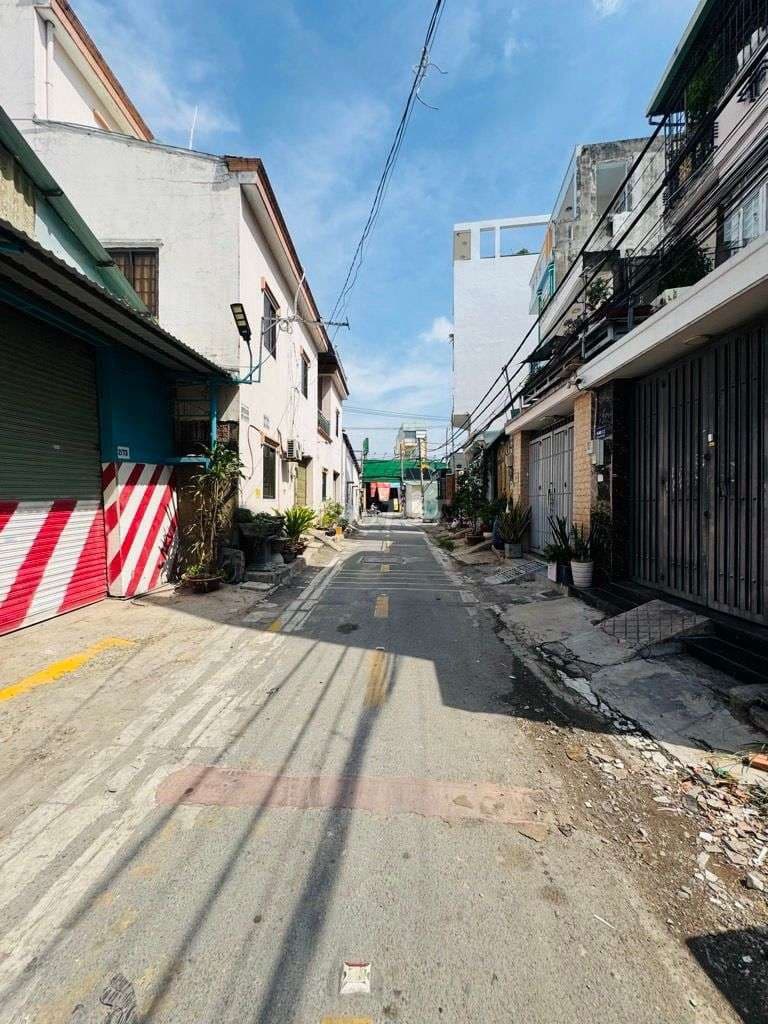 Đất HXH Hà Huy Giáp, Q.12 gần CĐ Điện Lực - 70m2 (4 x 18) - 4.9 tỷ