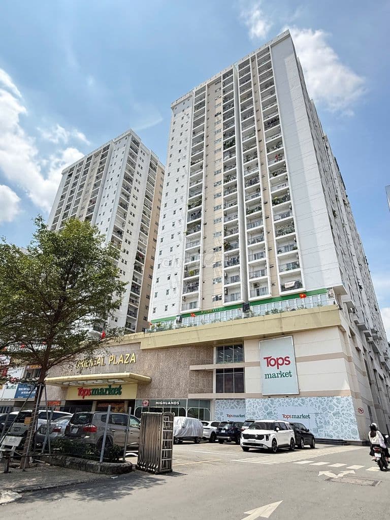 Chính chủ bán căn hộ oriental plaza, âu cơ, phí môi giới 1%