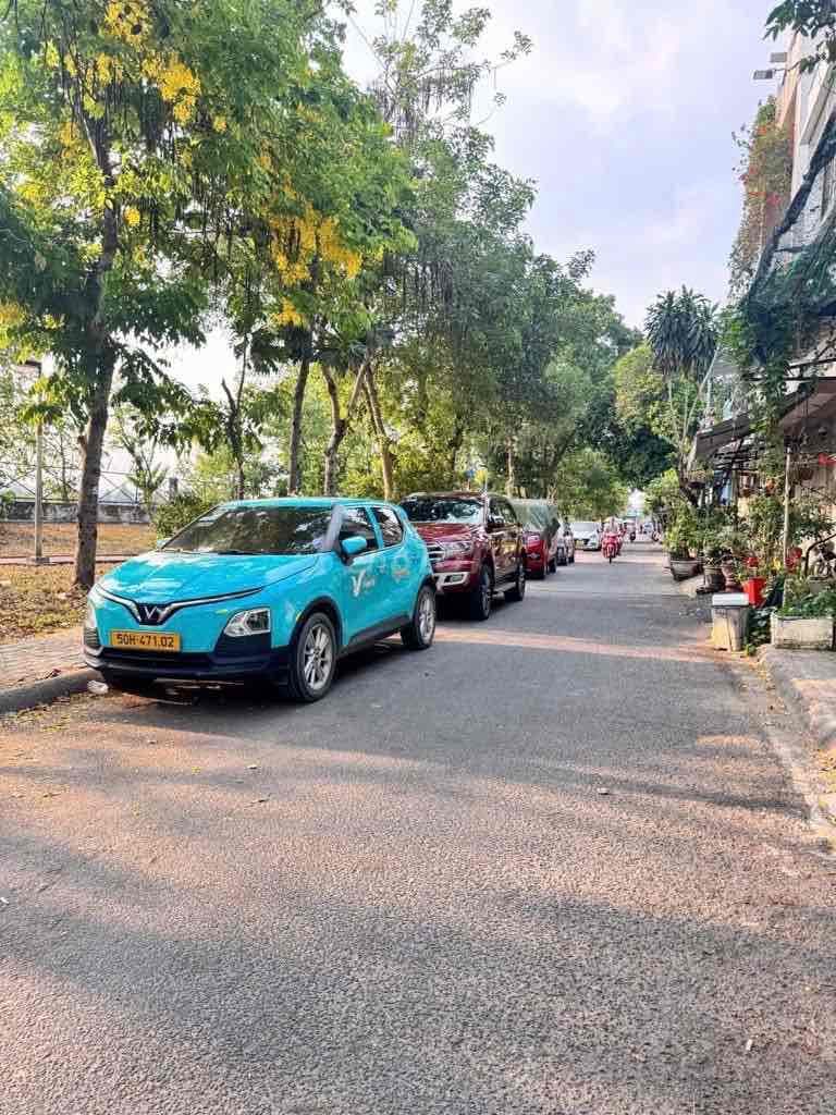 NHÀ ĐẸP 3 TẦNG GIÁP TÂN PHÚ - SÁT MT NỞ HẬU TÀI LỘC - Ảnh 3