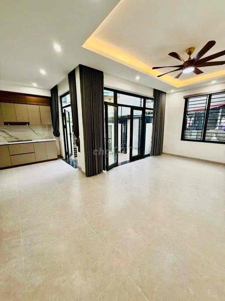 GIÁ ĐẦU TƯ - BIỆT THỰ MINI 68m VIỆT HƯNG - MẶT TIỀN 6.8M - 4 MẶT THOÁ - Ảnh 3