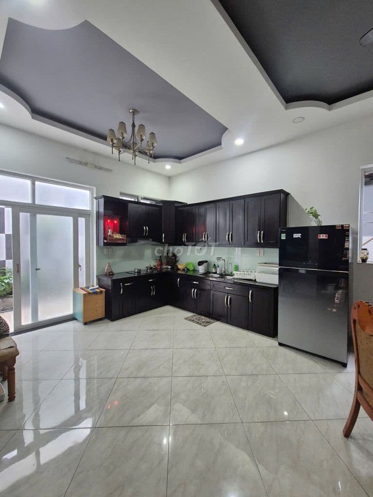 Bán Gấp Nhà Biệt Thự - Ảnh 3
