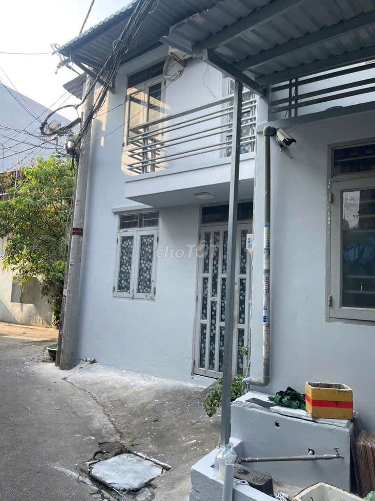 cần bán nhà NV Quá 50m2 gần nhà hàng Đông Phương