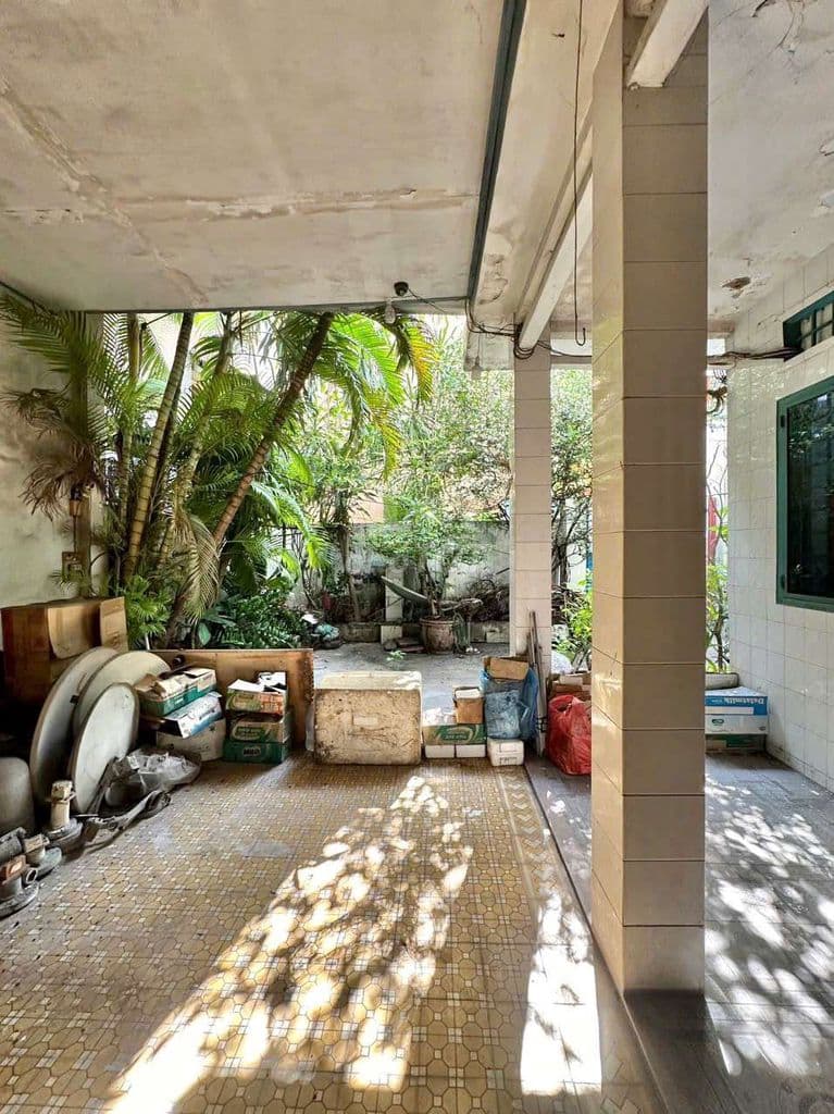 Định cưới_bán Rẻ TS nhà có 186m2 kế cầu Cây Gõ Q11/Q6 xd Villa/CHDV Ổn - Ảnh 2