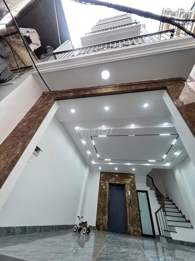 HƠN 10TY CÓ NHÀ MỚI 6 TẦNG THANG MÁY 55M2 OTO VÀO SÁT NHÀ NỘI THẤT XỊN