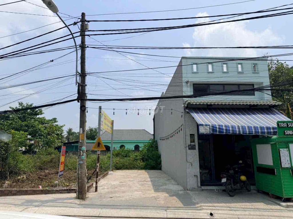 Mặt Tiền đường 8 gần chợ Long Phước, gần làng đại học