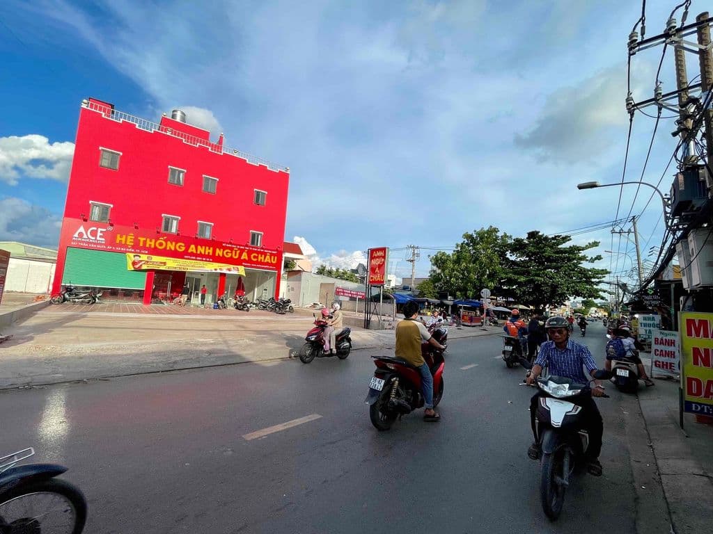 Đất 5x27m Sổ 135m2 MT Trần Văn Mười Đoạn Sung Nhất KD Buôn Bán Sầm Uât - Ảnh 2