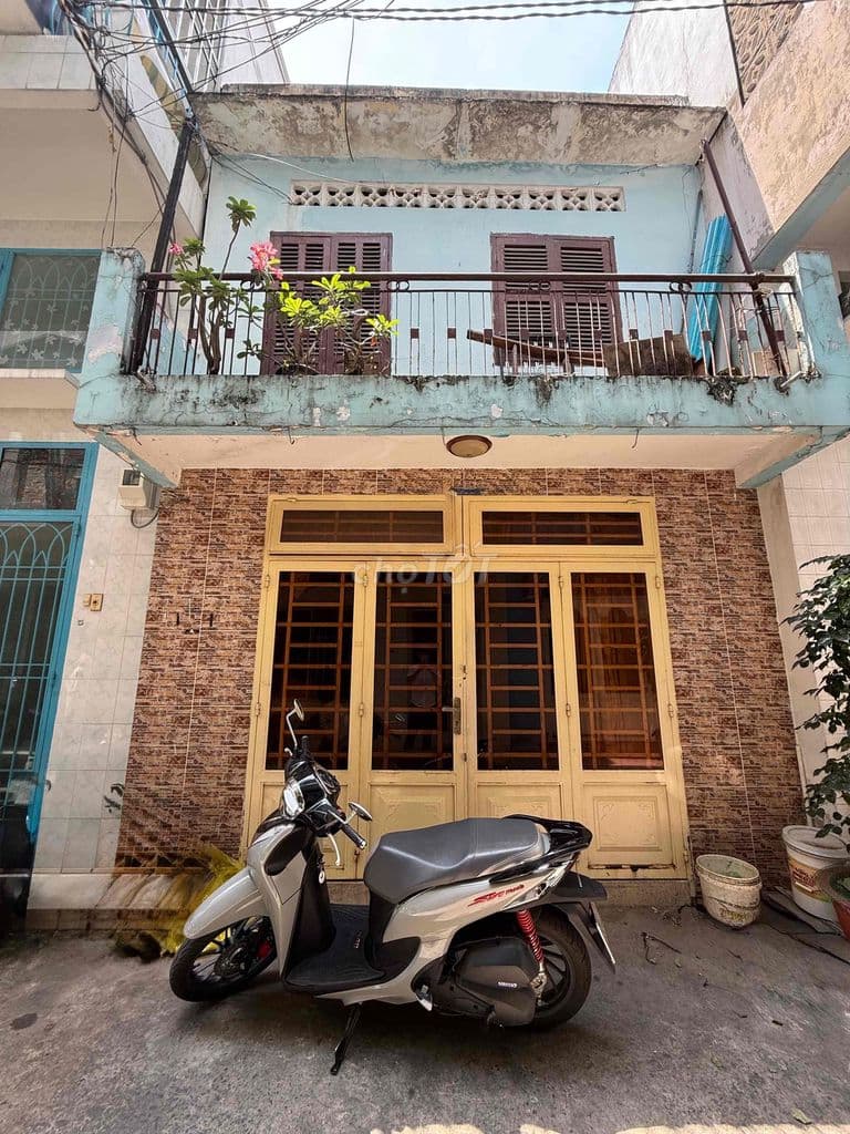 Nhà hẻm 4m Bành Văn Trân P7 Tân Bình, 4.35x9m, 2 tầng, giá 5.9 tỷ TL