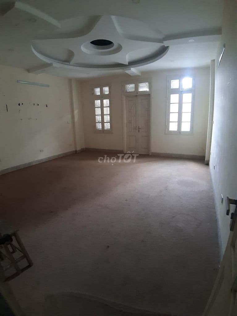 Nhà ngõ 118 Nguyễn Khánh Toàn, Dt 60m2 x 5 tầng mặt tiền 5m đường 10M - Ảnh 3