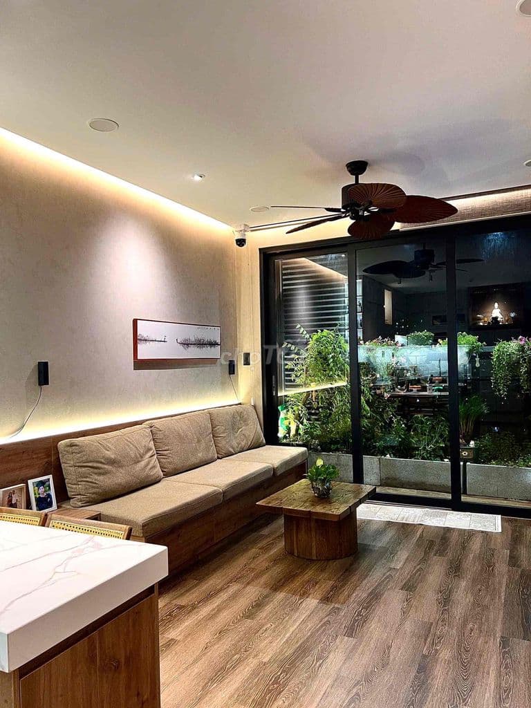 Cần bán căn Western Capital 3 PN nhà mới giá 3,5 tỷ