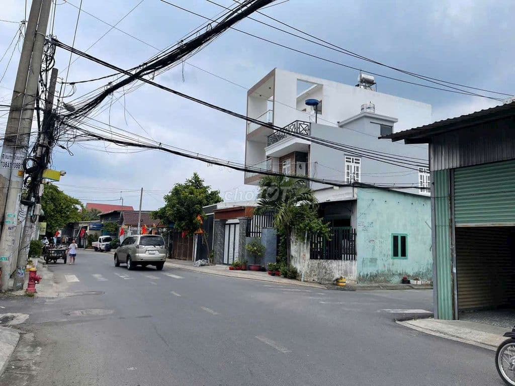 Nhà 1 Trệt 2 Lầu Đẹp - MT KD Buôn Bán Sau Lưng Chợ XTT - Bà Điểm - Ảnh 3