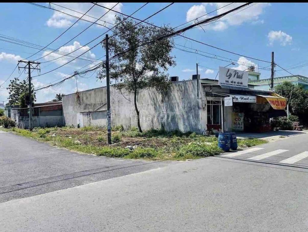 Chủ bán lô 2 mặt tiền đường nhựa gấp, dt 180m2 full thổ cư - Ảnh 2