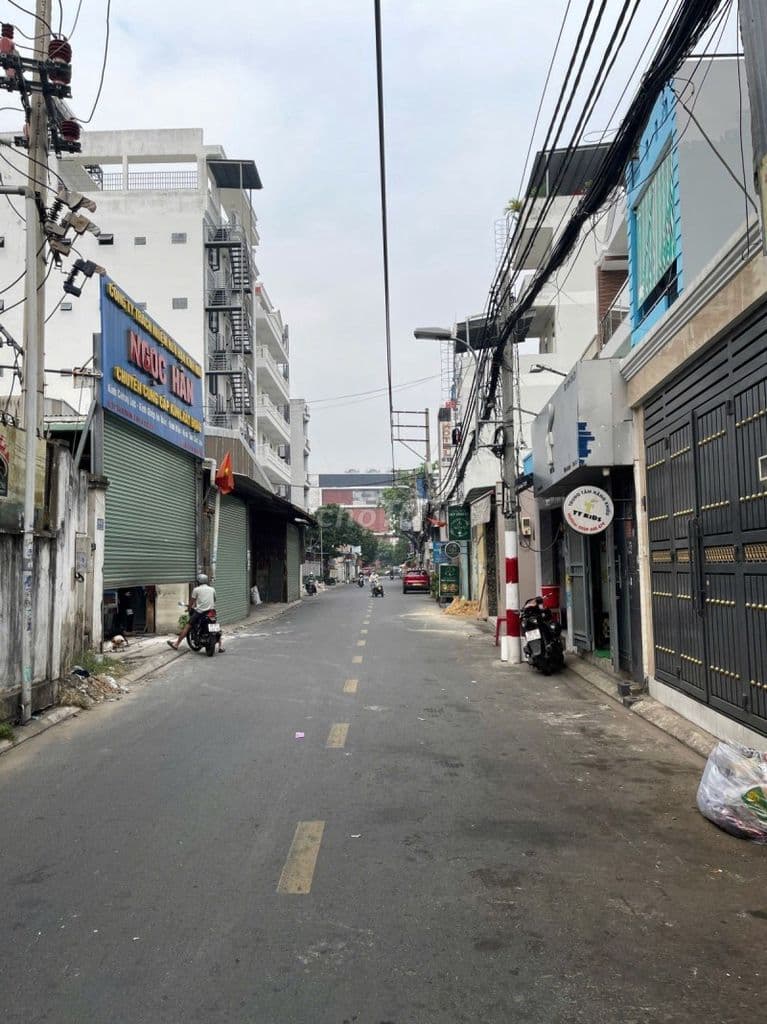 CHỈ NHỈNH 9 TỶ - MẶT TIỀN 5 TẦNG ngay AEON TÂN PHÚ - DÒNG TIỀN 30TR/TH - Ảnh 2