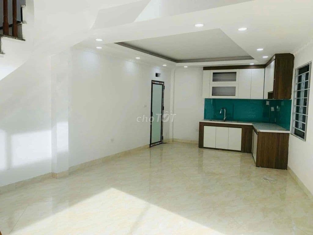 NHÀ VĨNH QUỲNH - THANH TRÌ- Ô TÔ ĐỖ CỬA FULL CÔNG NĂNG-Ở NGAY - Ảnh 2