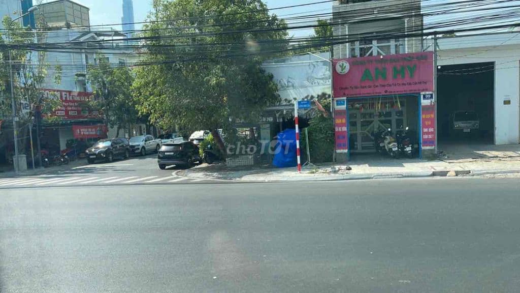 siêu phẩm góc 2MT đường khu hoàn cầu Q7