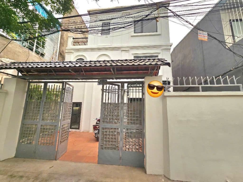 Nhà diện tích rộng,ở ngay, gi.á rẻ 90m2x3T chỉ 6 tỷ, phố Nguyễn Văn Cừ - Ảnh 3