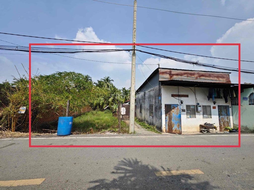 cần bán gấp lô đất mặt tiền đường 12m có 7 phòng trọ