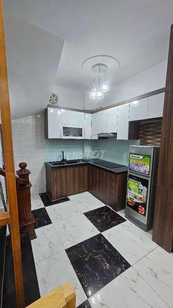 BÁN NHÀ LĨNH NAM DÂN XÂY 30M - 3 NGỦ HƠN 6 TỶ SỔ ĐỎ RIÊNG - Ảnh 2