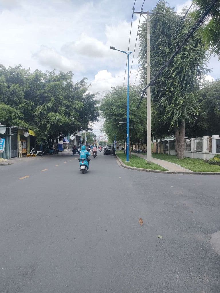 BÁN NHÀ QUẬN 12 MẶT TIỀN ĐƯỜNG PHƯỜNG TÂN THỚI HIỆP - Ảnh 3