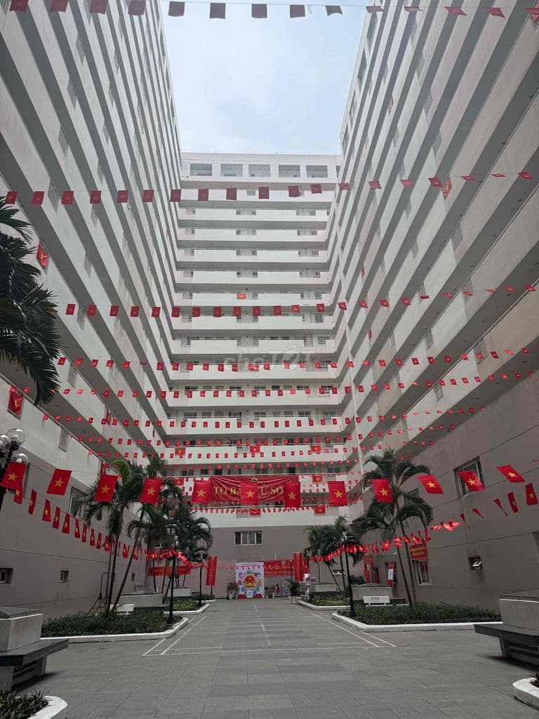 chính chủ bán căn hộ 49m2 có sổ Greentown