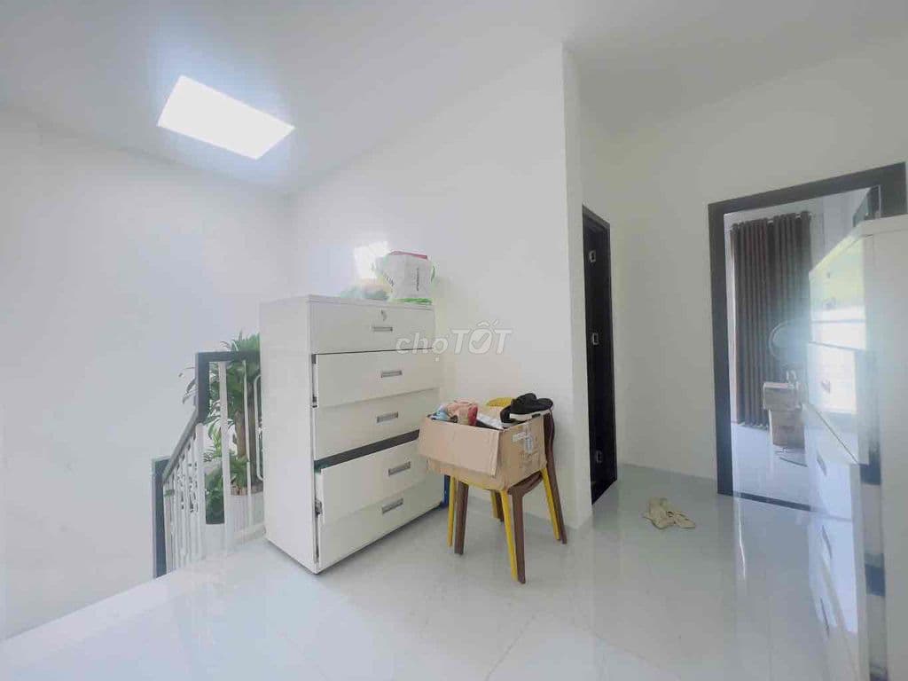 lê Trọng Tấn - Tân Phú, nhỉnh 6 tỷ nhà 3 tầng, DT 81m1, sổ vuông - Ảnh 3