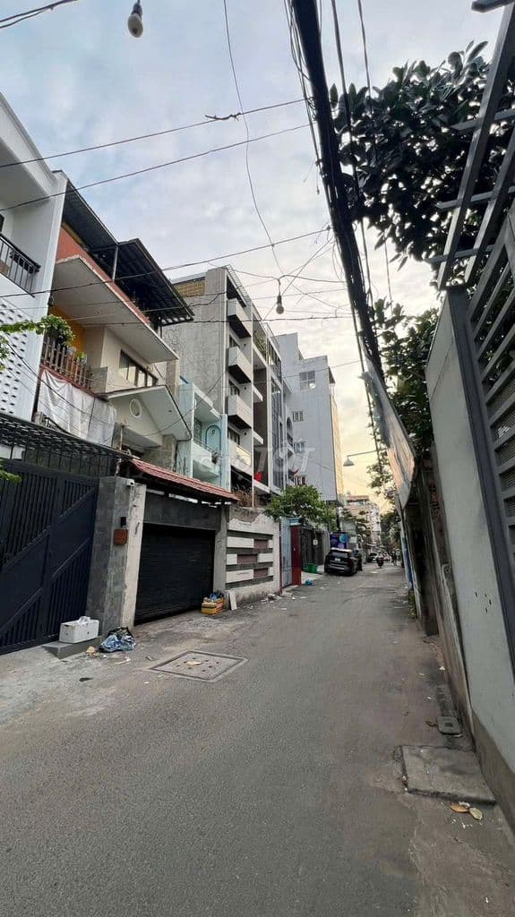 Đất Bùi Đình Túy 5x32m GPXD khủng Hầm 7 tầng Tiện xây Building/CHDV - Ảnh 3