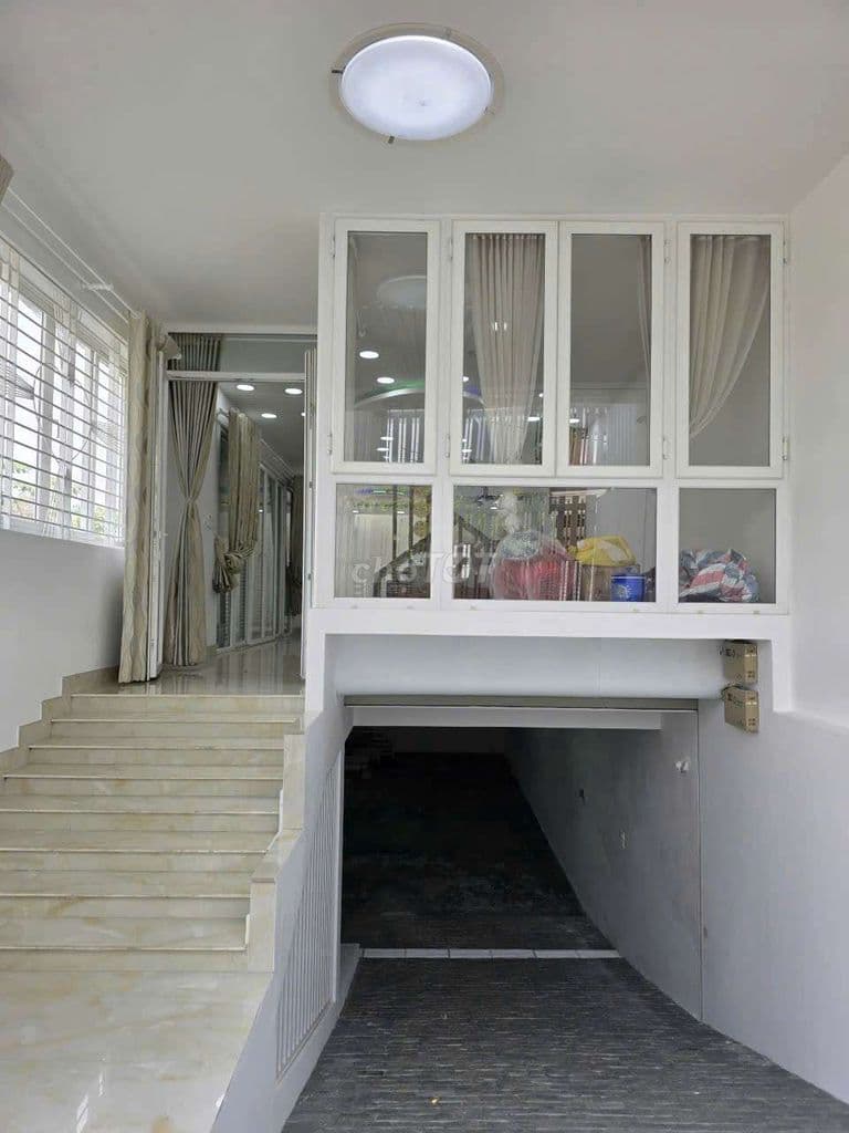 Nhà đẹp giá hời - Ảnh 2