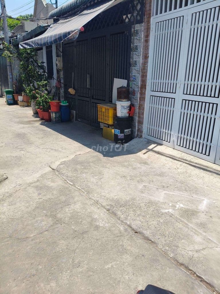 Bán Đất Q12 - ô tô Đậu Cửa - Dt Khủng - Giá Cực Rẻ. DT : 4X12 SHR