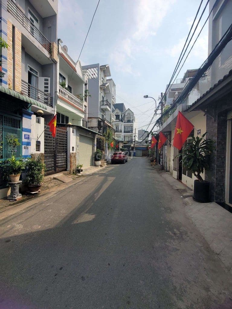 Nhà tân bình gần sân bay 37m² 2T ở ngay chỉ 4.15 tỉ.tặng nội thất