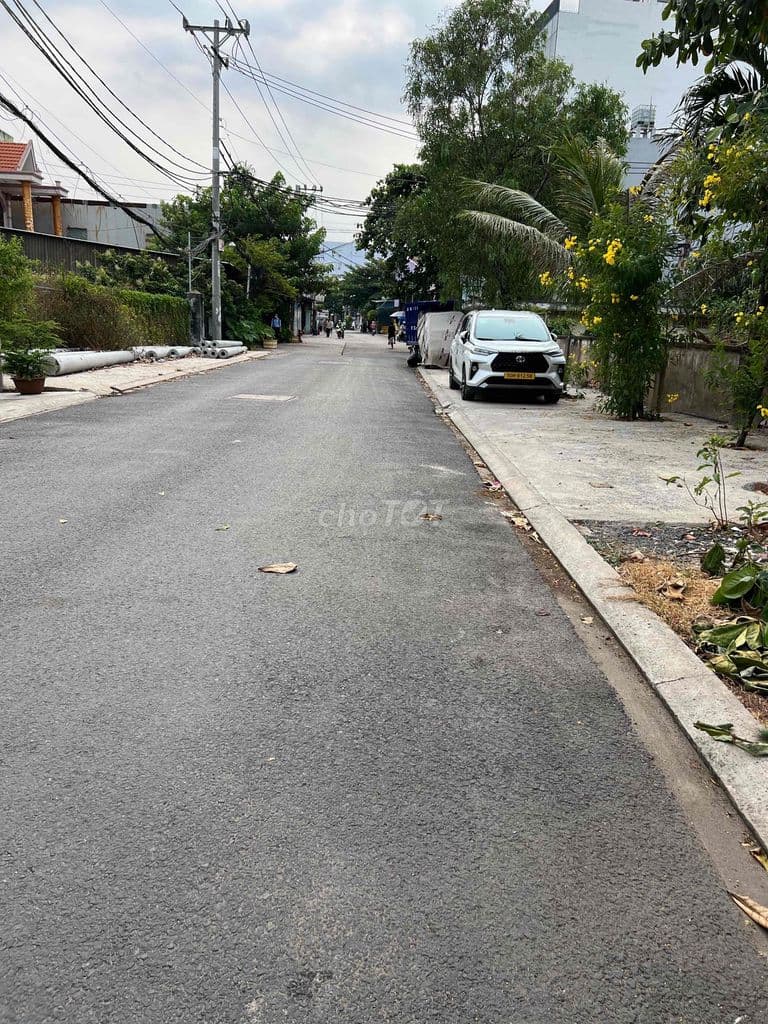 NHÀ ĐẸP 2 MẶT HẺM OTO KHU HIỆP THÀNH CITY GIÁ CHỈ HƠN 4TỶ - Ảnh 3