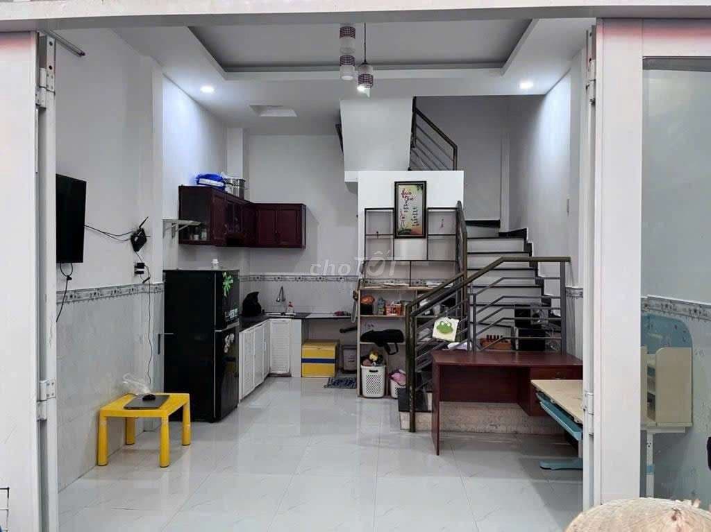 Cần bán gấp nhà vườn lài Tân Phú giá chỉ hơn 4 Tỷ - Ảnh 2